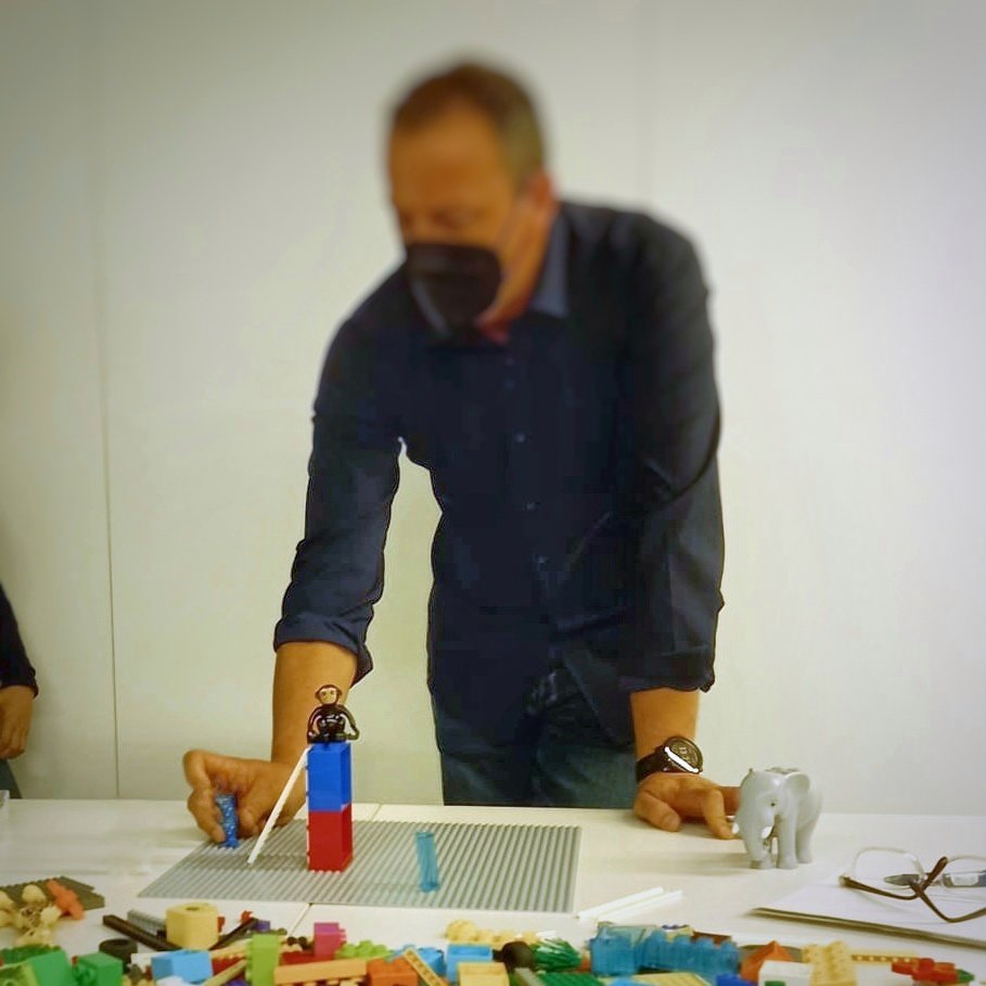 juegoparaelcambio . La cave del Lego